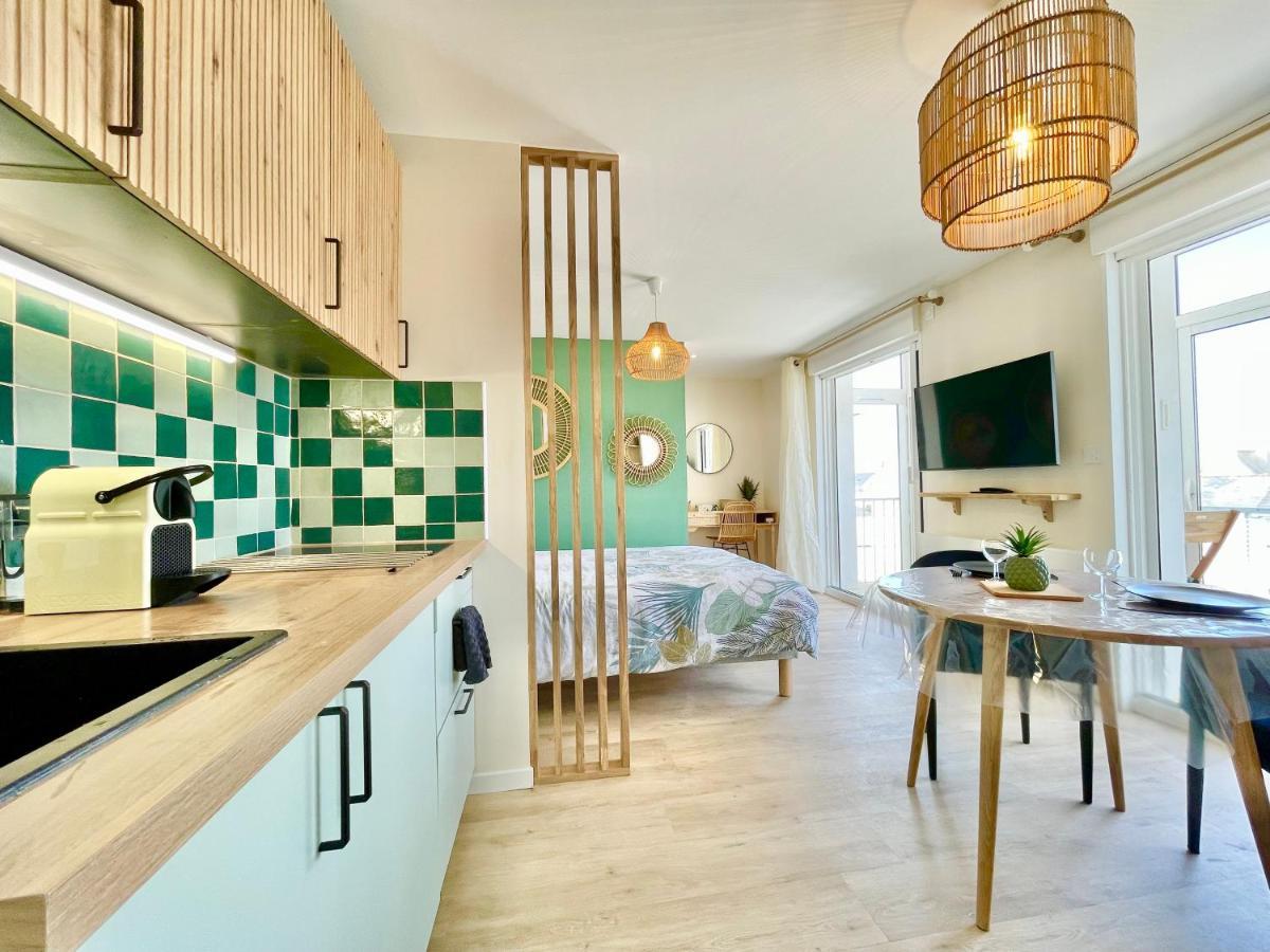 Le Phare Ouest - 80 M De La Mer - Vue Ocean Sur Le Balcon - Entierement Renove - Internet Haut Debit - Nouveau プロムール エクステリア 写真
