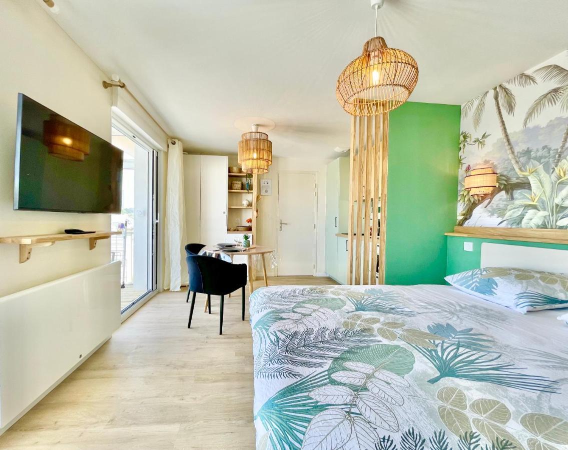 Le Phare Ouest - 80 M De La Mer - Vue Ocean Sur Le Balcon - Entierement Renove - Internet Haut Debit - Nouveau プロムール エクステリア 写真